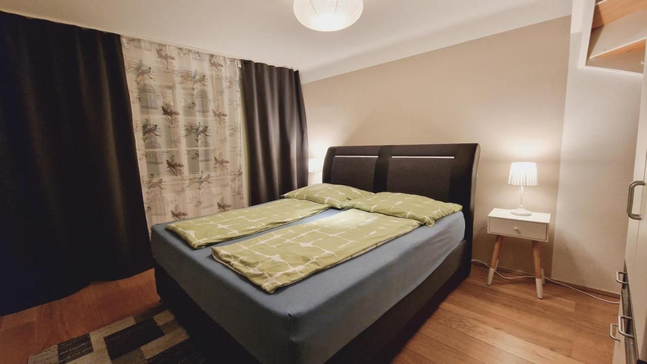 Elegance Apartment Wina Bagian luar foto