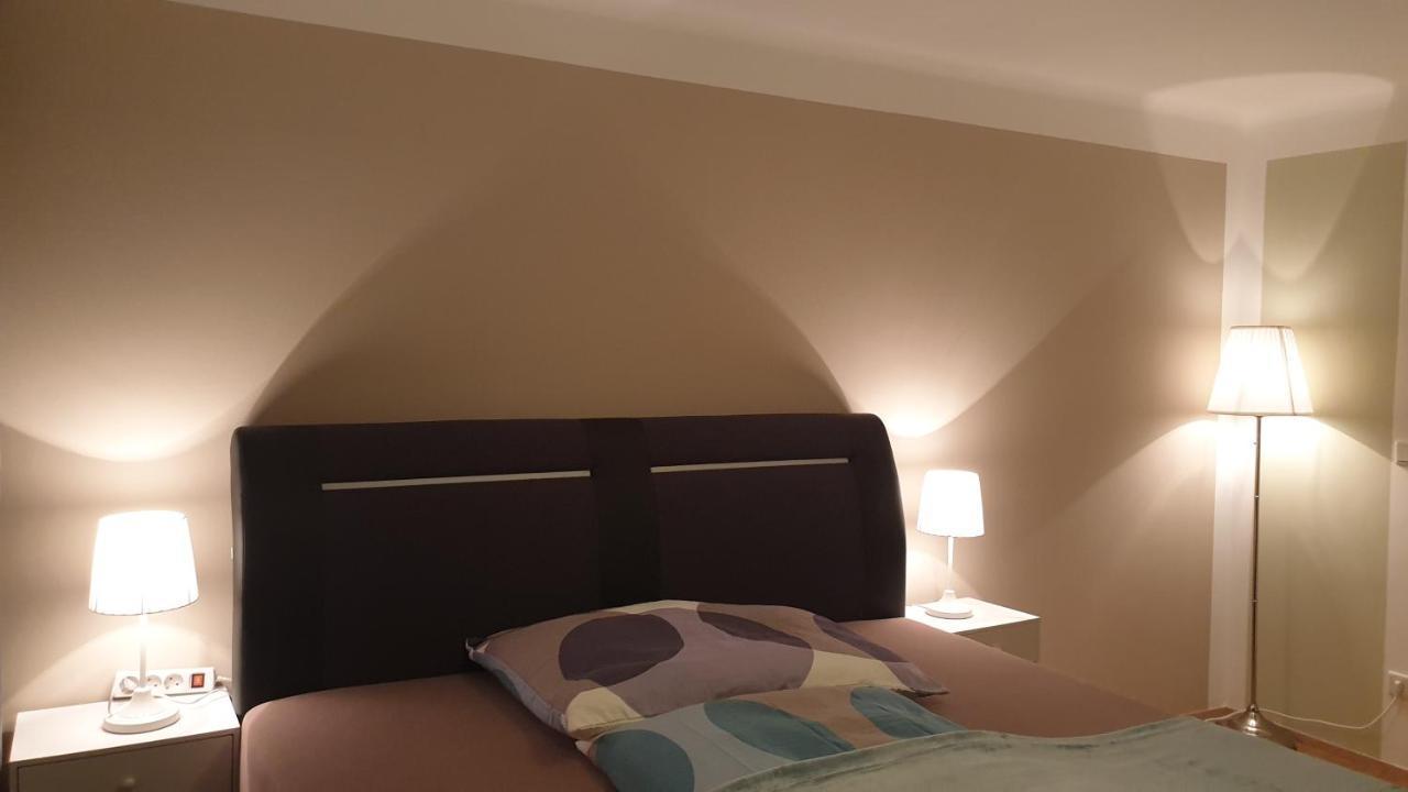 Elegance Apartment Wina Bagian luar foto