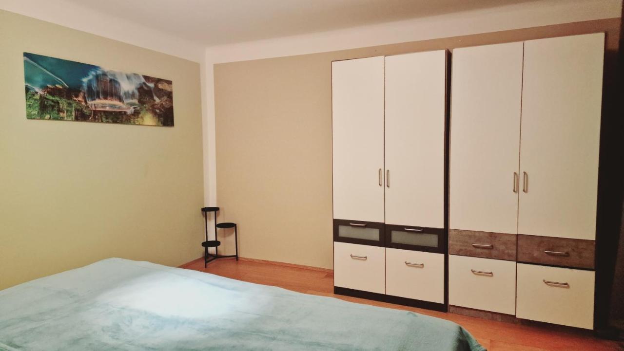 Elegance Apartment Wina Bagian luar foto