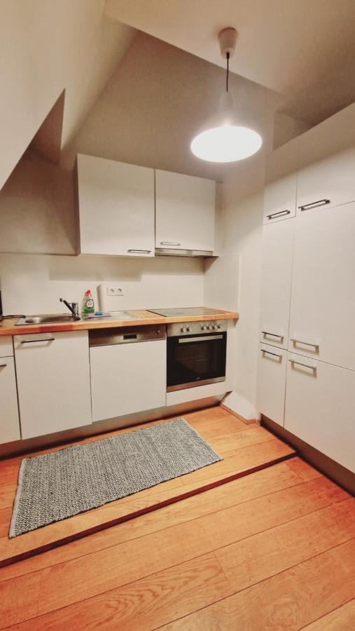 Elegance Apartment Wina Bagian luar foto