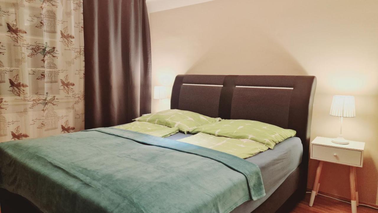 Elegance Apartment Wina Bagian luar foto