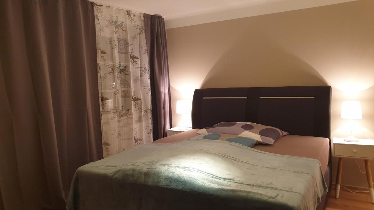 Elegance Apartment Wina Bagian luar foto